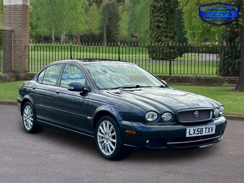 Jaguar X-TYPE