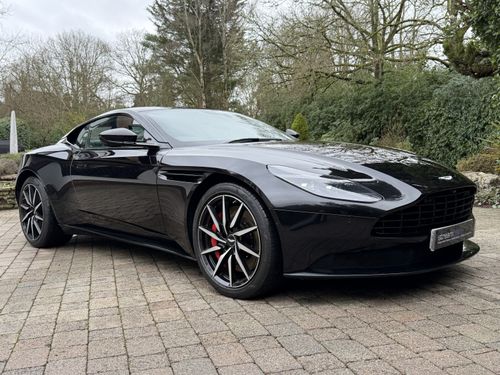 Aston Martin DB11