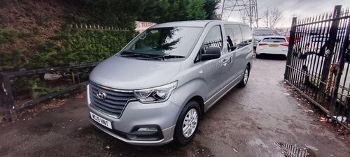 Hyundai i800
