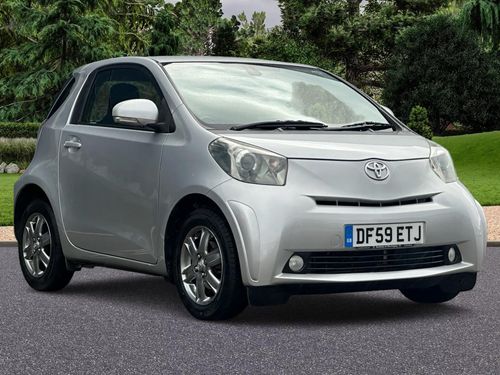 Toyota iQ