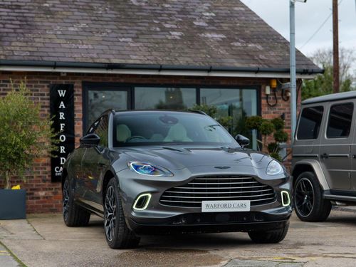 Aston Martin DBX