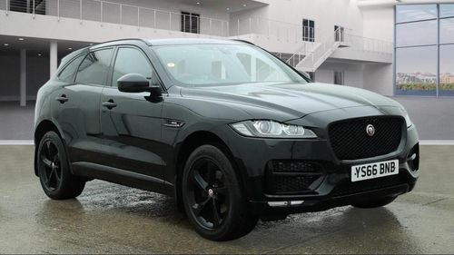 Jaguar F Pace