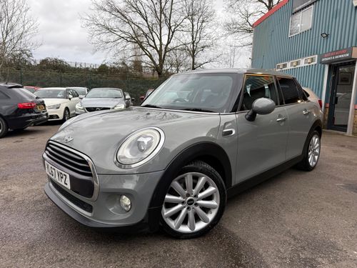MINI Hatch