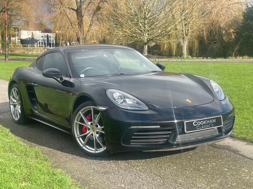 Porsche 718 Cayman