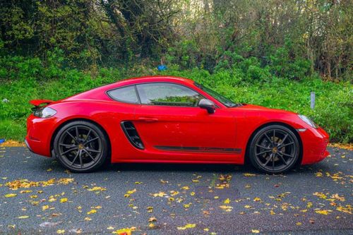 Porsche 718 Cayman