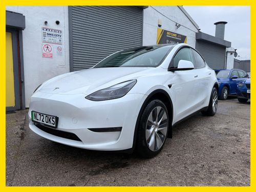 Tesla MODEL  Y