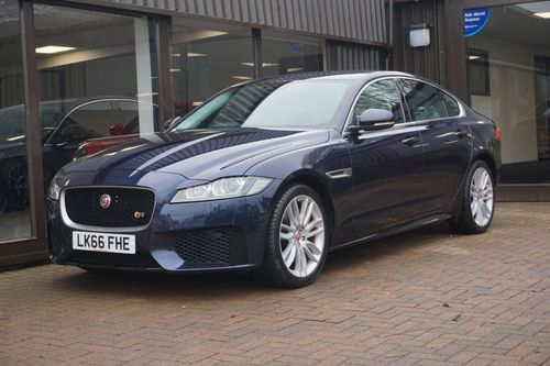 Jaguar XF