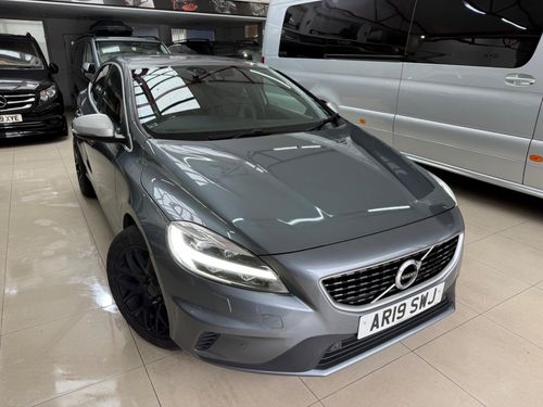 Volvo V40