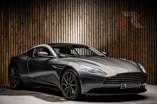 Aston Martin DB11