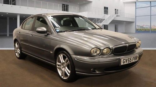 Jaguar X-TYPE