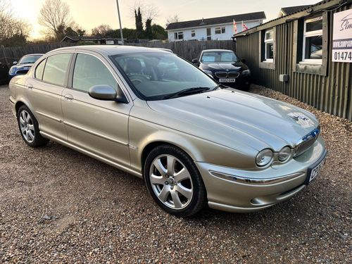 Jaguar X-TYPE