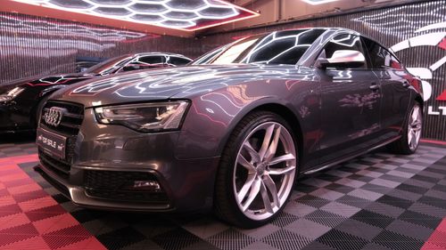 Audi S5