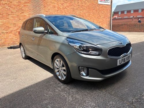 Kia Carens