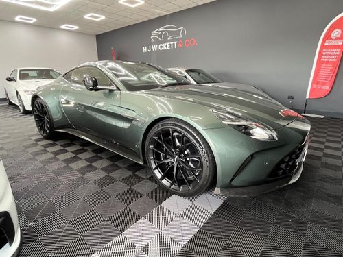 Aston Martin Vantage