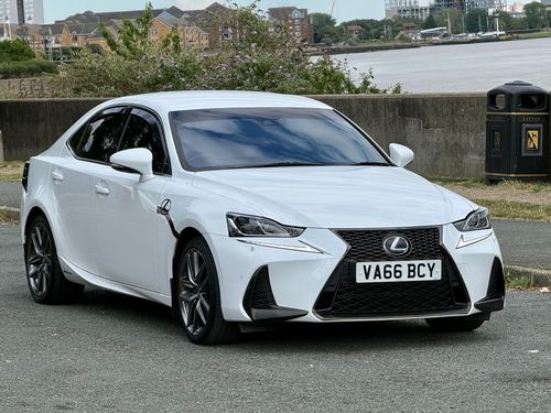 Lexus IS