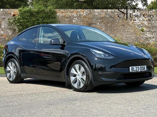 Tesla MODEL  Y