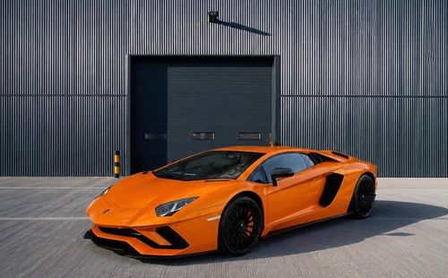 Lamborghini Aventador