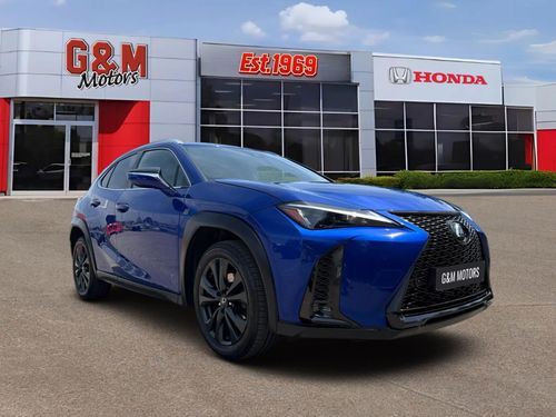 Lexus UX