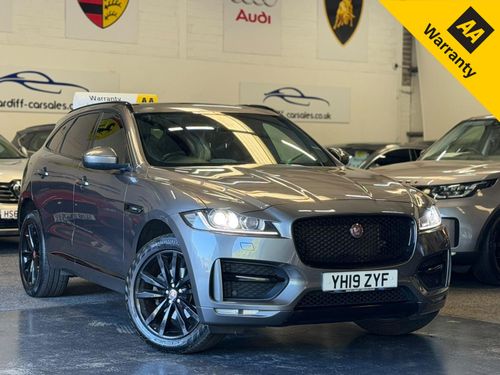 Jaguar F Pace
