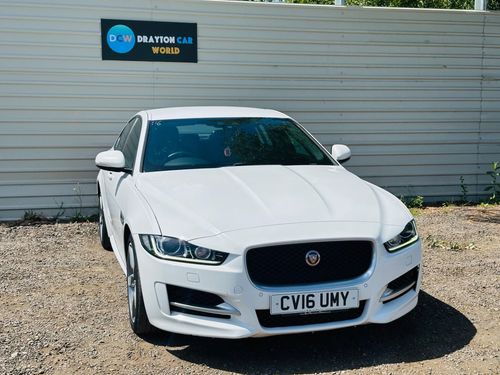 Jaguar XE
