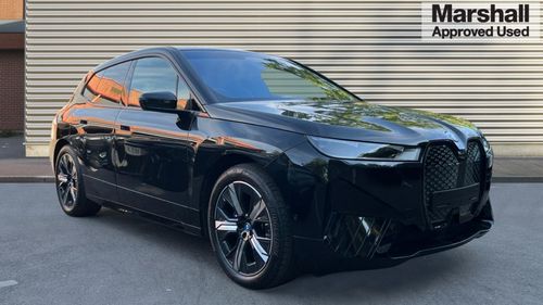 BMW iX