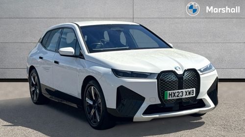 BMW iX
