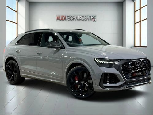 Audi RSQ8