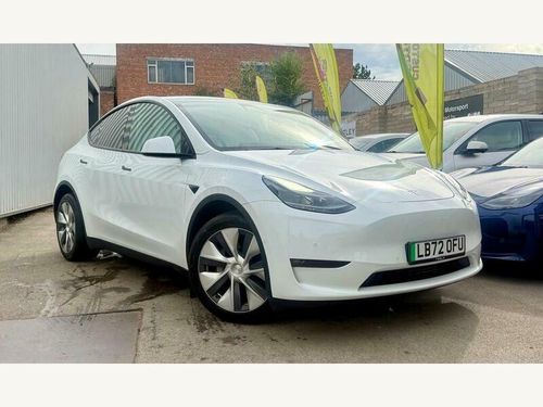 Tesla MODEL  Y