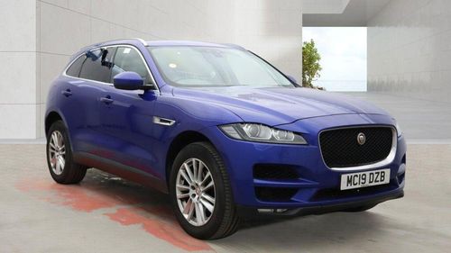 Jaguar F Pace