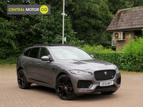 Jaguar F Pace