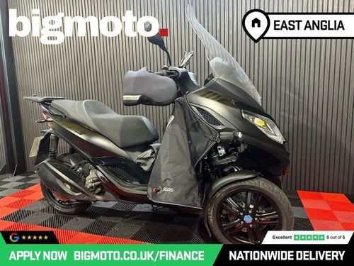 Piaggio MP3 300