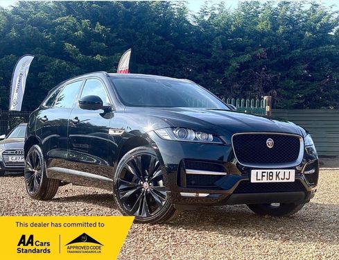 Jaguar F Pace