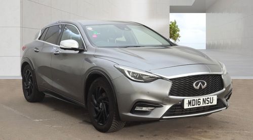Infiniti Q30