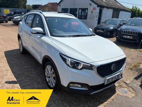 MG ZS