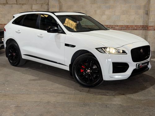 Jaguar F Pace