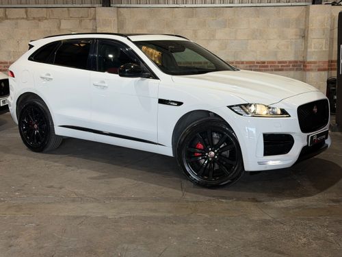Jaguar F Pace
