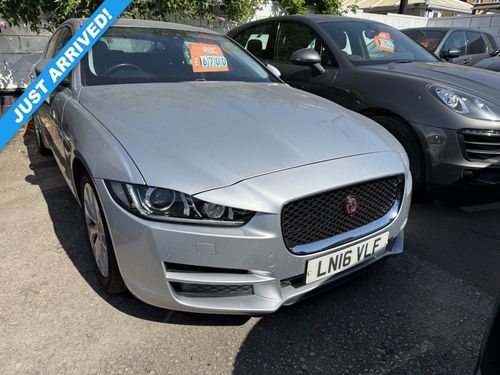 Jaguar XE