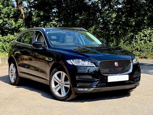 Jaguar F Pace