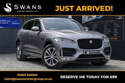 Jaguar F Pace