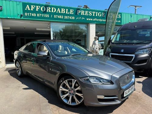 Jaguar XJ