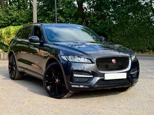 Jaguar F Pace