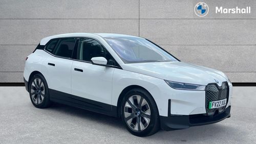 BMW iX