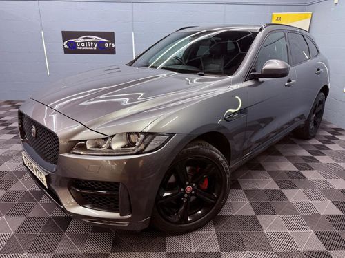Jaguar F Pace