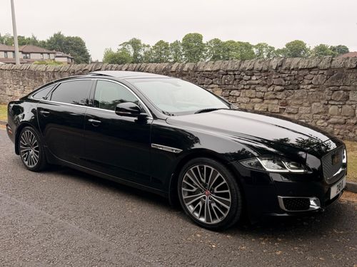 Jaguar XJ