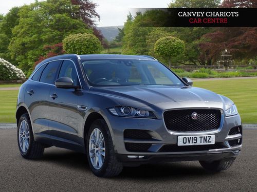 Jaguar F Pace