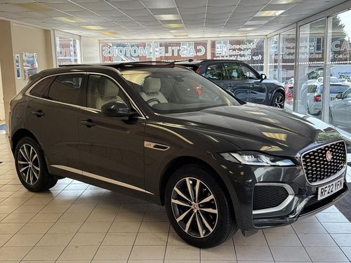 Jaguar F Pace