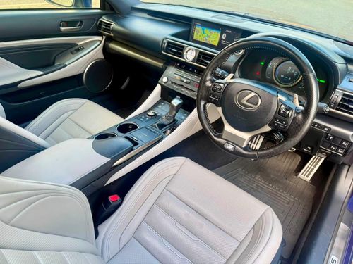 Lexus RC