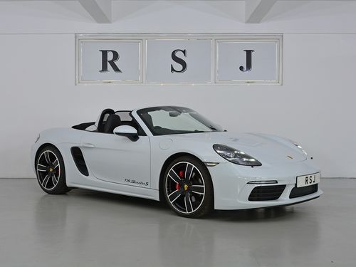 Porsche 718