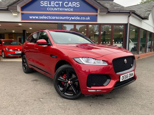 Jaguar F Pace