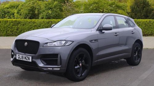 Jaguar F Pace